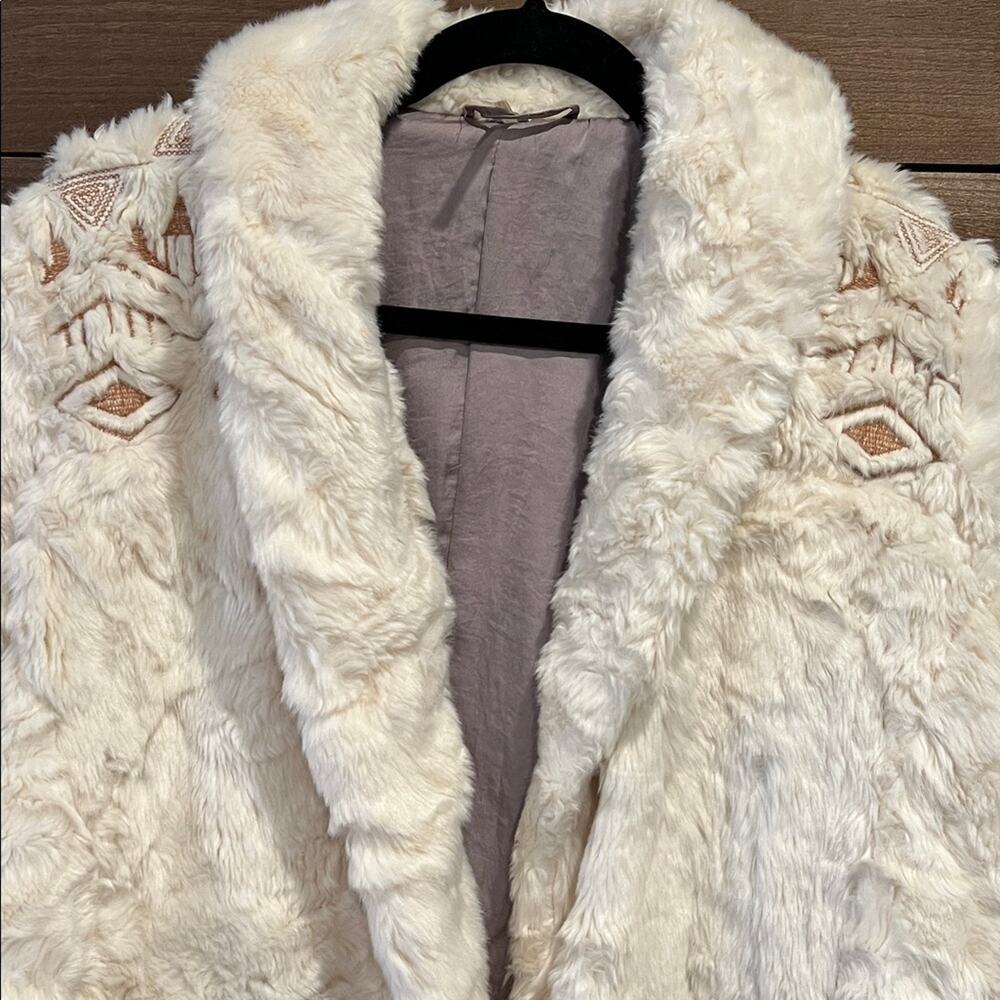 Free People Women's Embroidered Cascade Fur Jacket in White Size Large - Picture 4 of 10